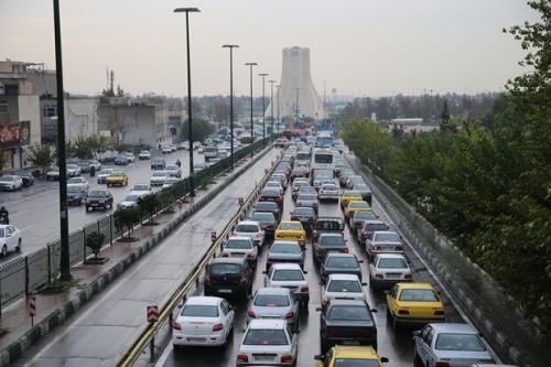 ترافیك سنگین صبحگاهی در بزرگراه های پایتخت