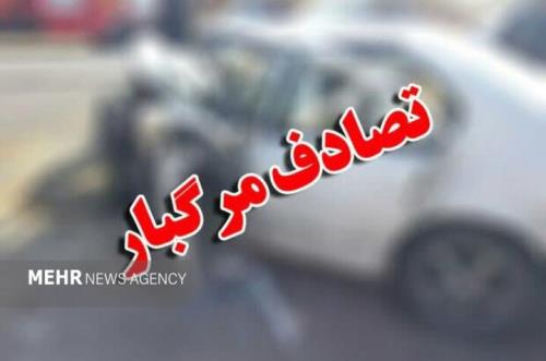 برخورد تریلی حمل سوخت با 2 خودروی سواری