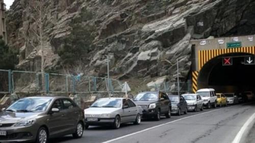 تردد وسایل نقلیه از محور چالوس و بزرگراه تهران شمال ممنوعست