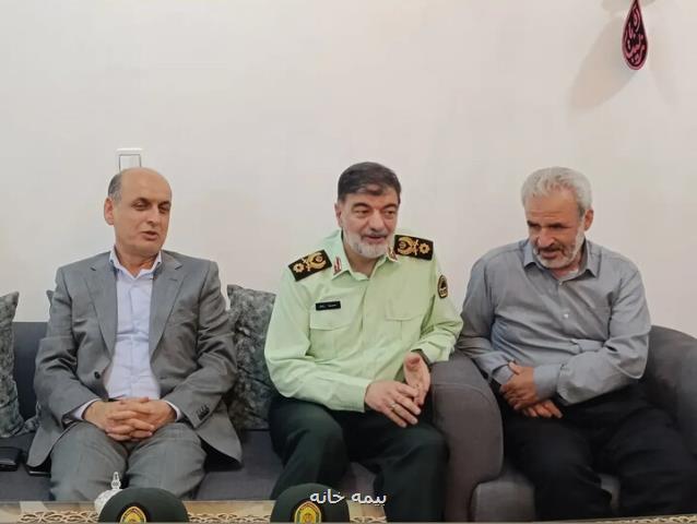 دیدار سردار رادان با خانواده شهید امنیت حسن عشوری در رودسر