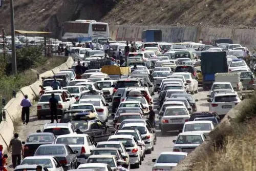 ترافیک سنگین در بزرگراه های منتهی به پایتخت