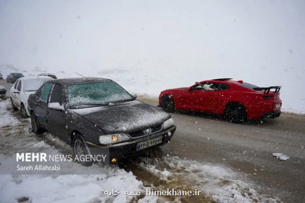 بارندگی سنگین برف در جاده های کوهستانی سمنان محور دامغان-گلوگاه بسته شد
