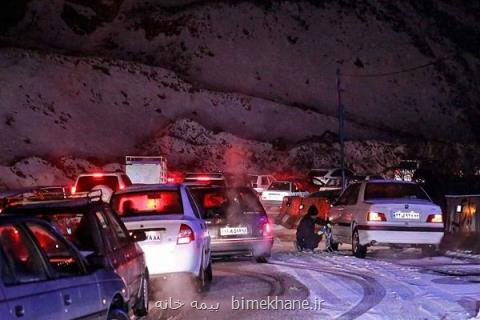 جاده های خراسان شمالی یخ زده است، لزوم همراه داشتن زنجیر چرخ