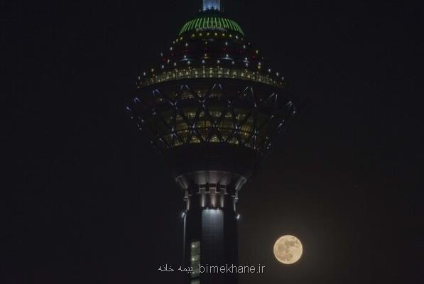 تخفیف ۴۰ درصدی برج میلاد به دانش آموزان و دانشجویان با شروع سال تحصیلی