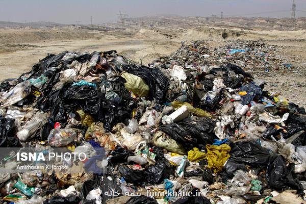 بیشترین زباله ها از طرف اصناف داخل جوی ها ریخته می شود